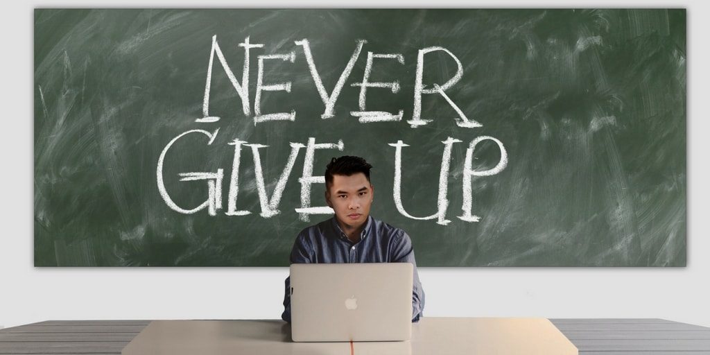 how to start a business in canada with no money